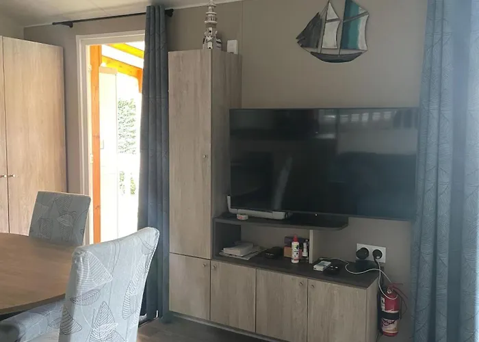 Spacious Mobil 42m2 - 3bed-2bath-clim Siblu Les Charmettes *