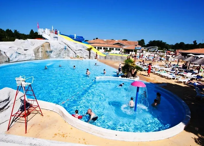 Spacious Mobil 42m2 - 3bed-2bath-clim Siblu Les Charmettes Сasa de vacaciones Les Mathes