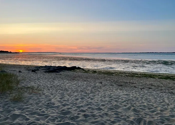 Spacious Mobil 42m2 - 3bed-2bath-clim Siblu Les Charmettes Сasa de vacaciones *